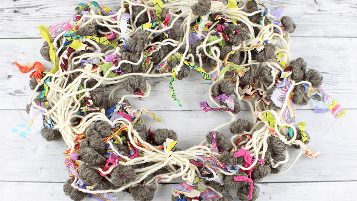 Flores Gris con Seda 1