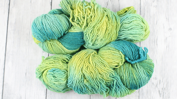 Hilada a Mano fina Llareta 1