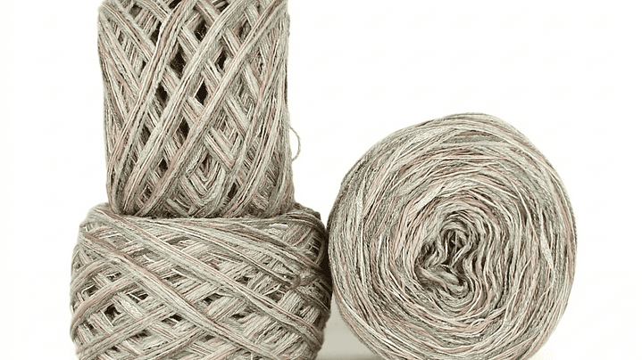 Set de Cakes Tranquilla: Hilados en Tonos Naturales y Nude 1