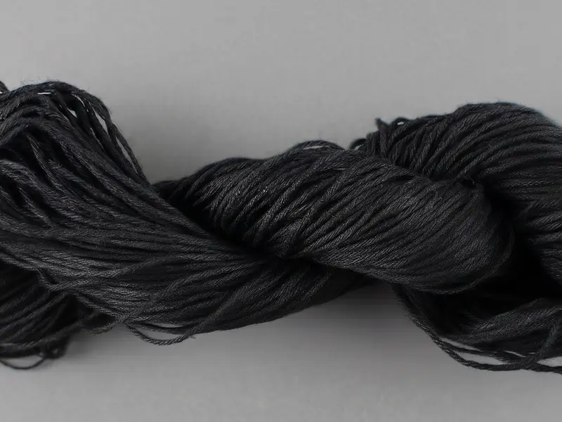Lino Natural: Por Qué Esta Fibra Vuelve a los Talleres de Tejido