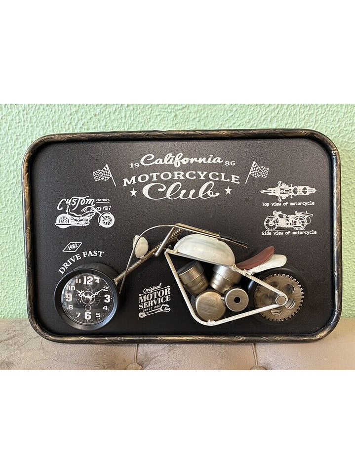 Relogio com mota branco 45x30cm 1