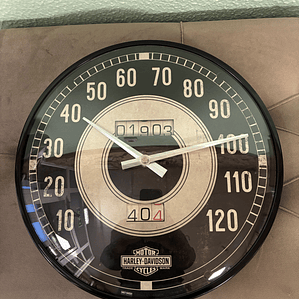 Harley  Davison  Relogio km