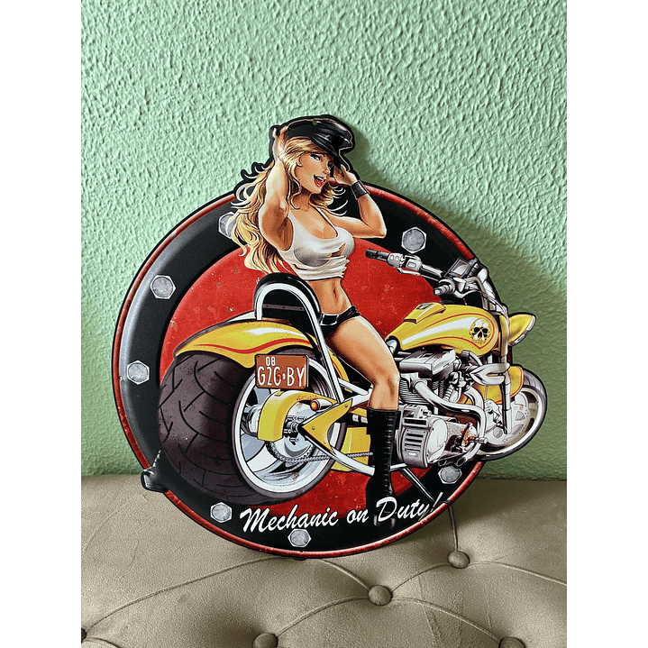 MECHANIC ON DUTY 45cmx45cm 1
