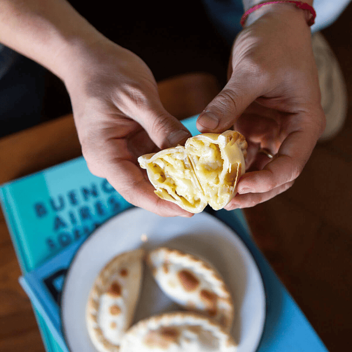 Empanadas Artesanales de Cebolla y Queso Congeladas | Opción Vegetariana 2