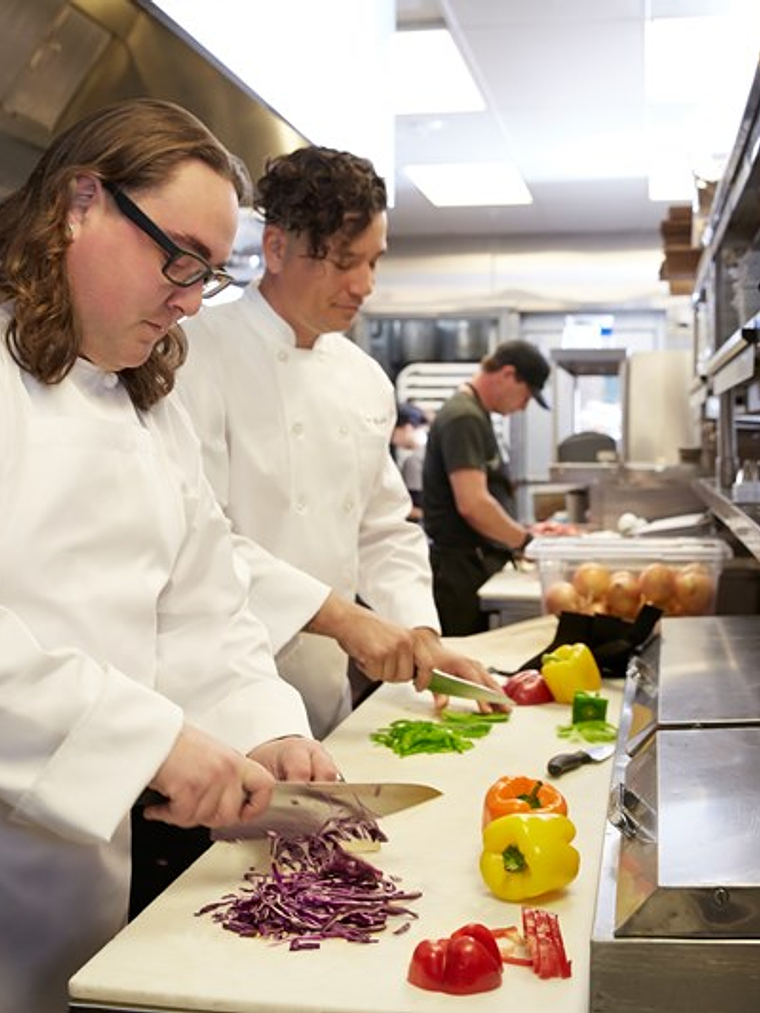 Chaqueta Chef Works Unisex Bordeaux Blanca 6