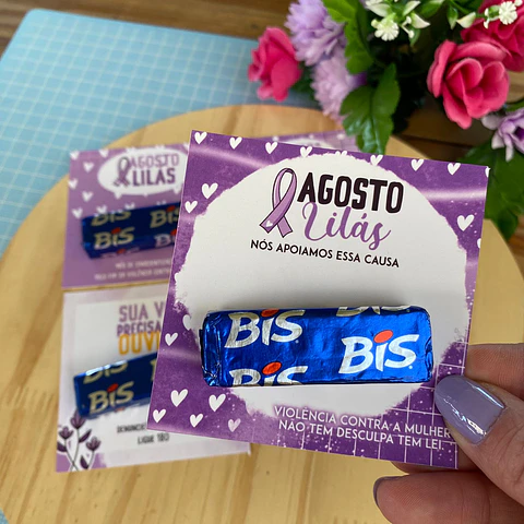 Rótulo Bis - Agosto Lilás