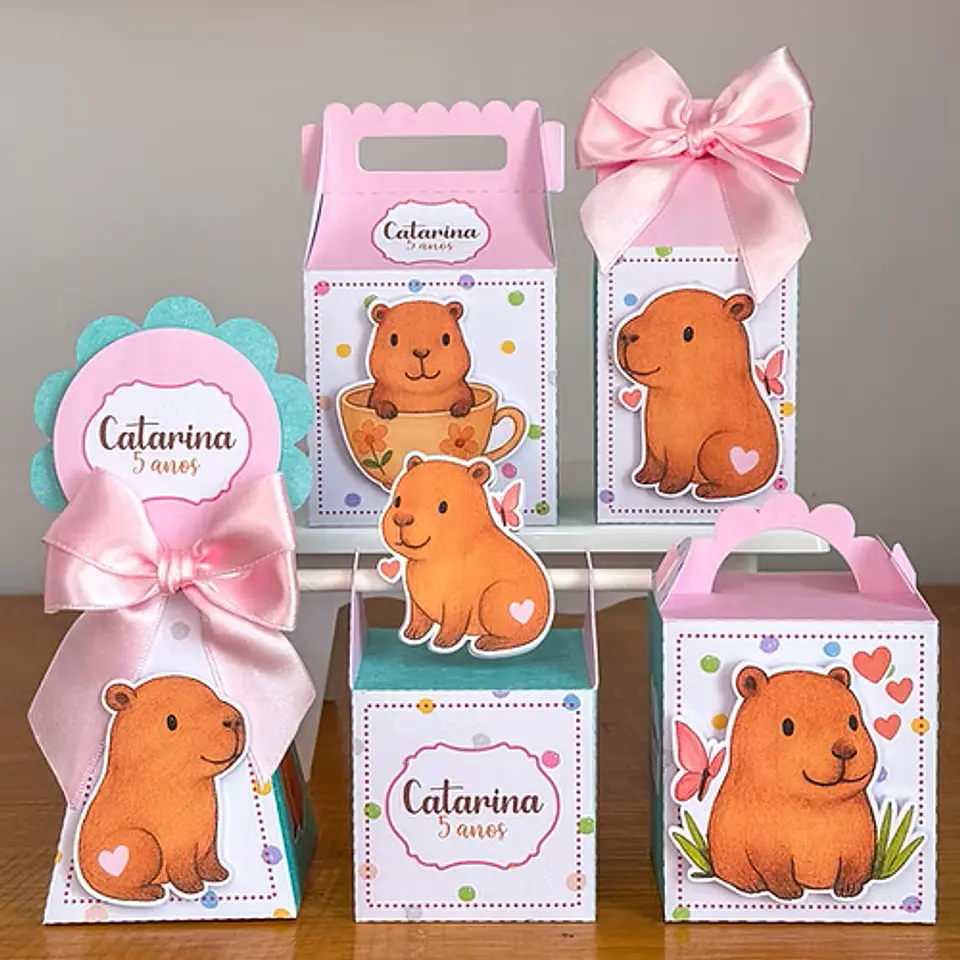 Capivara Menina - Festas 1