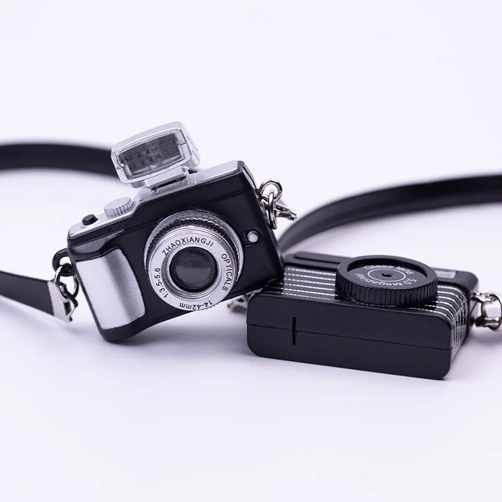 New Creative Mini Glow Baby With DSLR Camera Keychain With Flash Sound Effects Bag Accessories