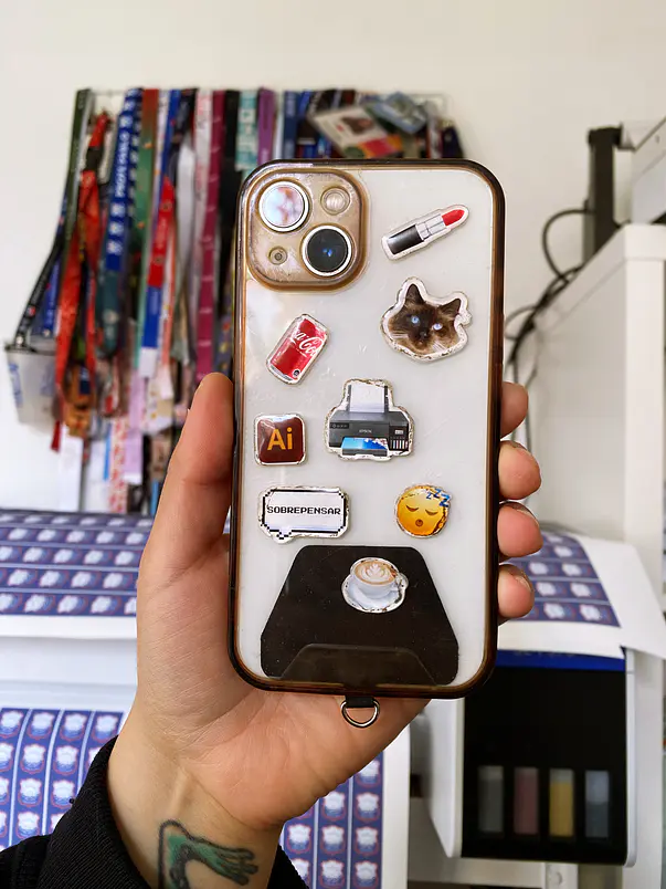 Porta celular Adhesivo para Lanyard  3