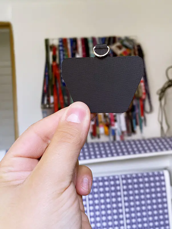Porta celular Adhesivo para Lanyard  6