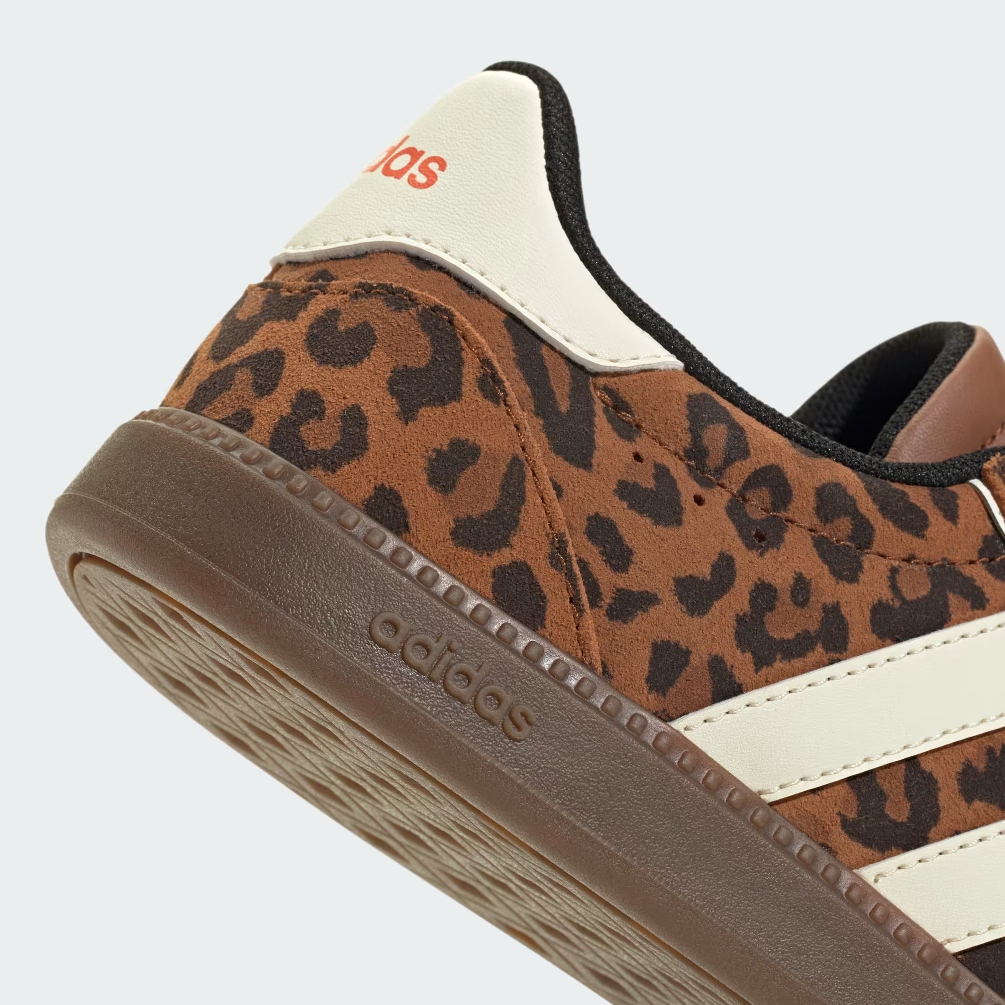 ZAPATILLAS BREAKNET SLEEK 5