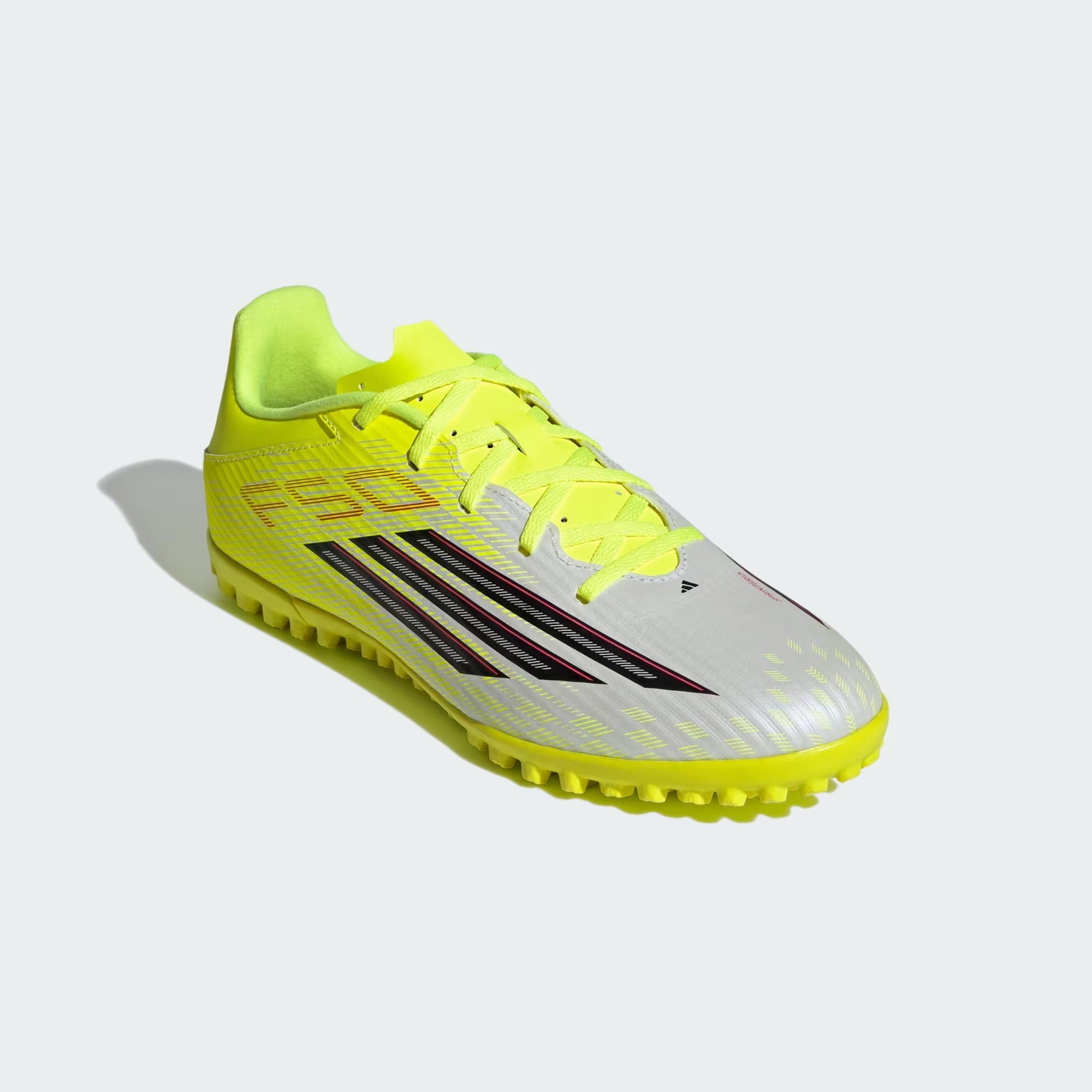 Botines F50 Club para Pasto Artificial 3