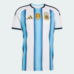 Camiseta Titular de la Selección Argentina 26