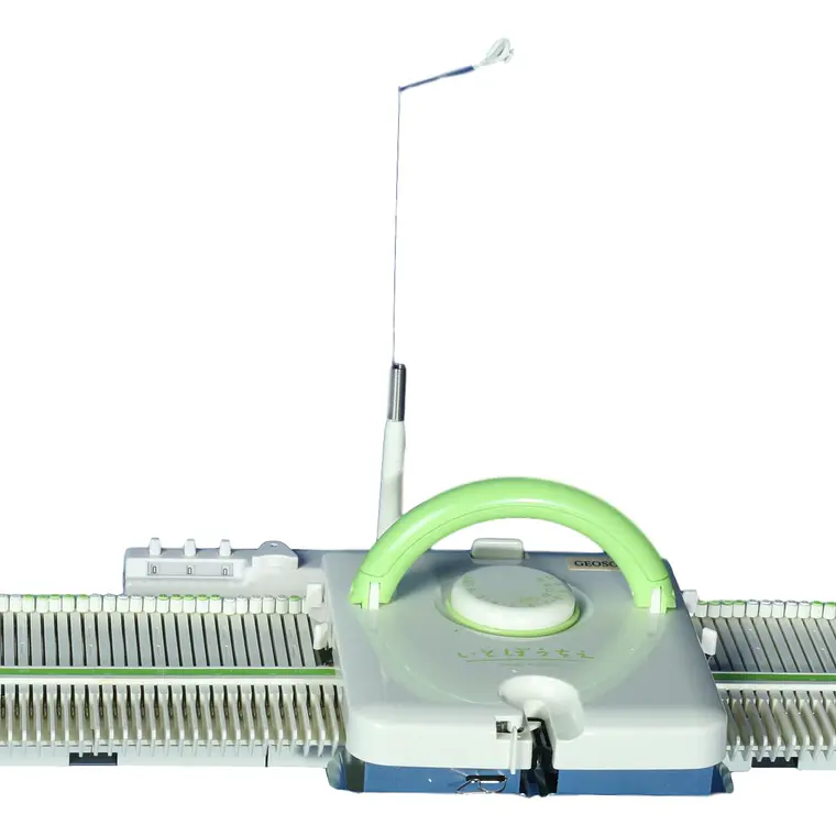TEJEDORA MOD LK-100 - 100 Agujas para Lana Mediana y Semi Gruesa 1