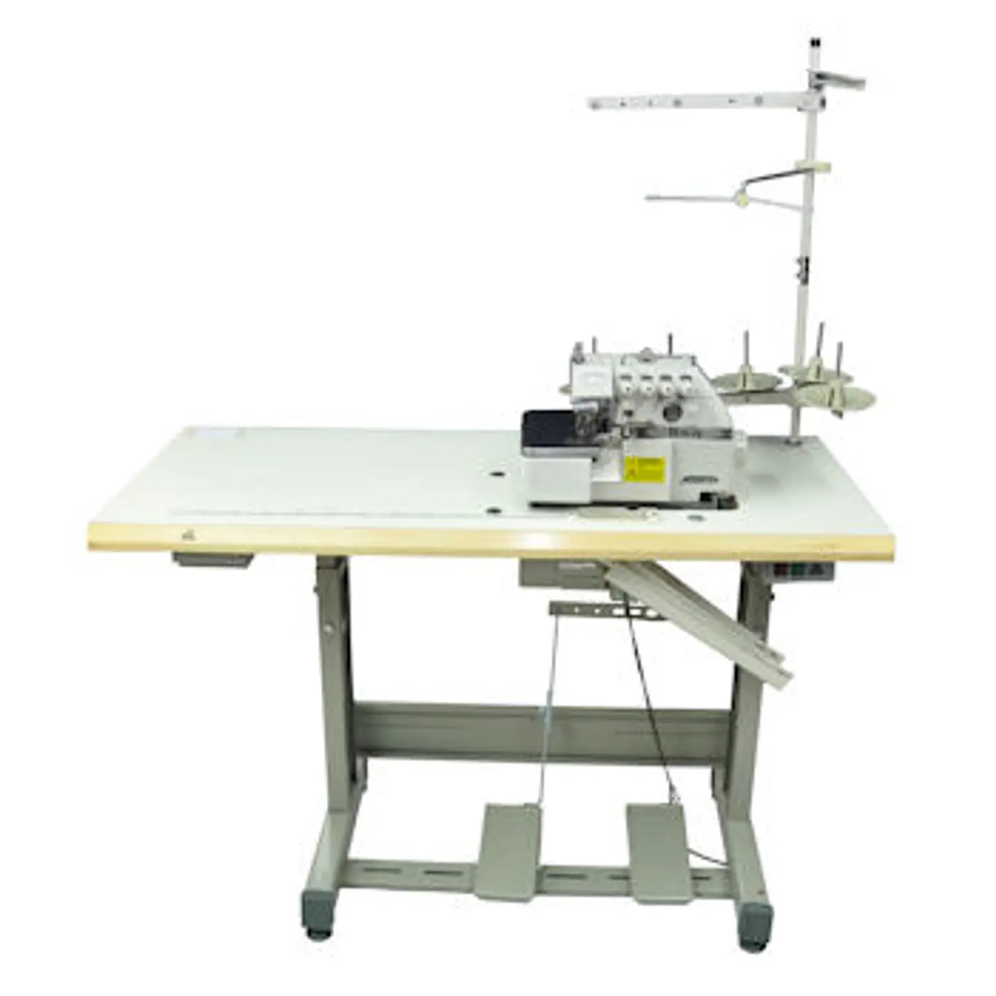 OVERLOCK BSQ MOD 757 CON MOTOR SERVO EXTERNO 2