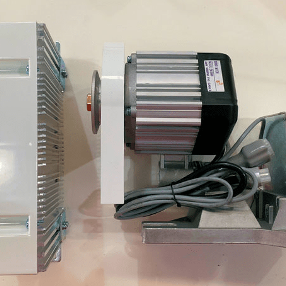 TAPACOSTURA BSQ  MOD GK31016-01CB CON MOTOR SERVO 2