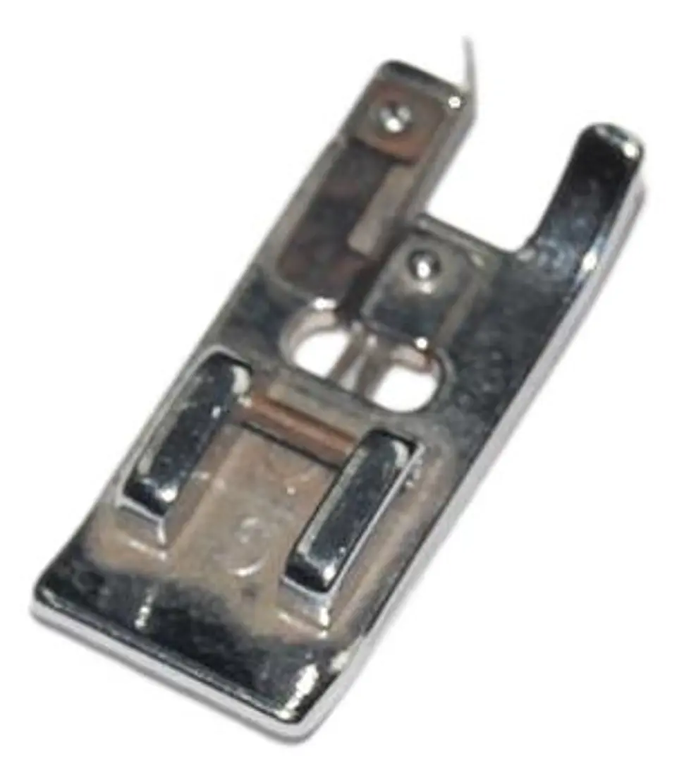 PIE IMITACION OVERLOCK ( SOBRECOSTURA ) 1