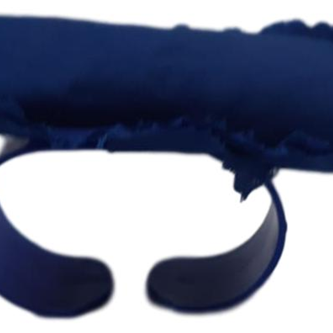 ALMOHADILLA PARA COLOCAR ALFILERES EN DED0 1