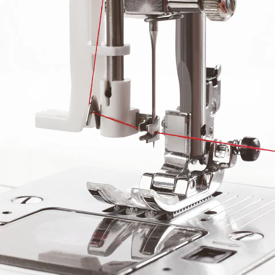 MAQUINA COSER DIGITAL ALFA  NEXT 200 - 404 PUNTADAS 4