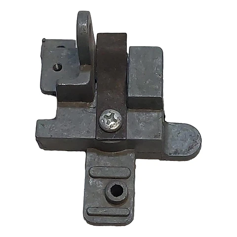 SOPORTE DEL MANGO IZQUIERDA MOD  TEJEDORA MOD SK-280 