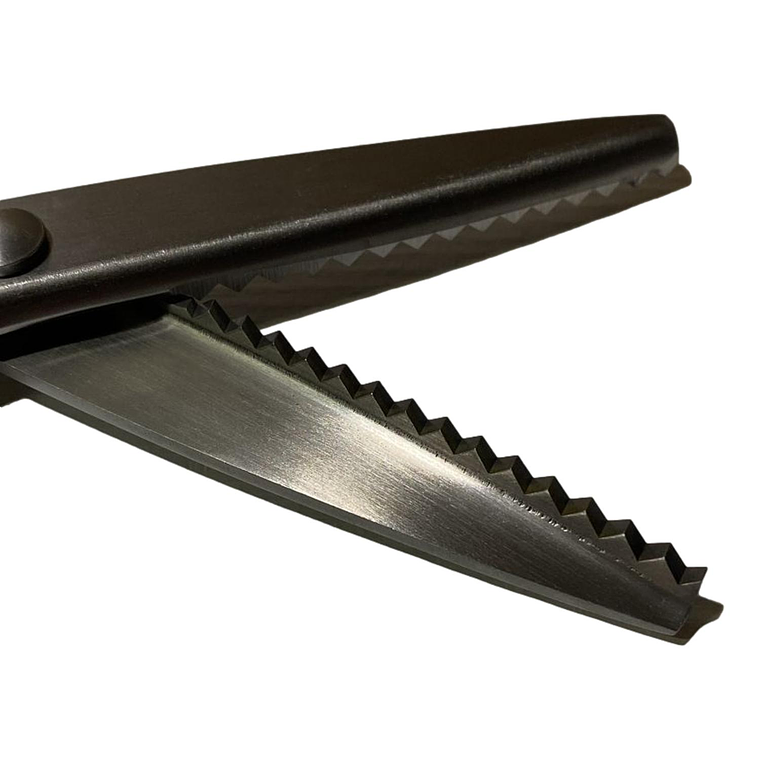 TIJERA ZIGZAG MANGO PLASTICO 2