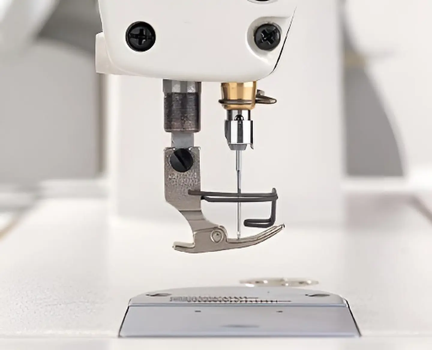 Máquina Recta Industrial JUKI DDL-8700 3