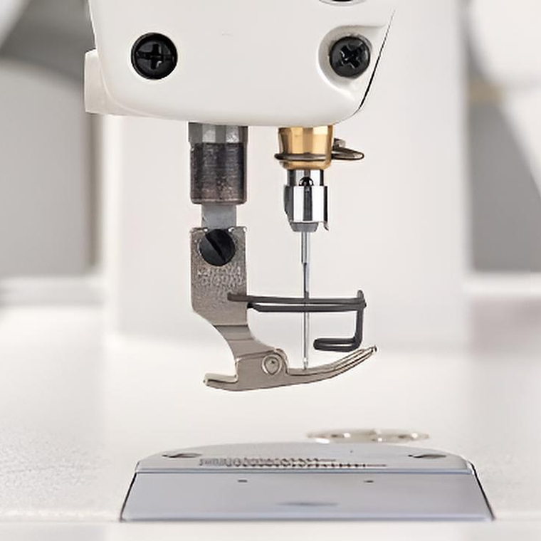 Máquina Recta Industrial JUKI DDL-8700 2