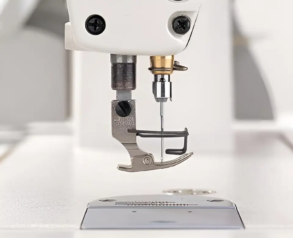 Máquina Recta Industrial JUKI DDL-8700 3