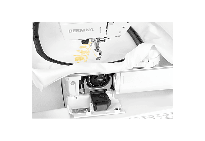 Bordadora Bernina 700 – Profesional 400×210 mm | 320 Diseños, Pantalla Táctil 18 cm, Enhebrado Automático y Control de Tensión Exclusivo