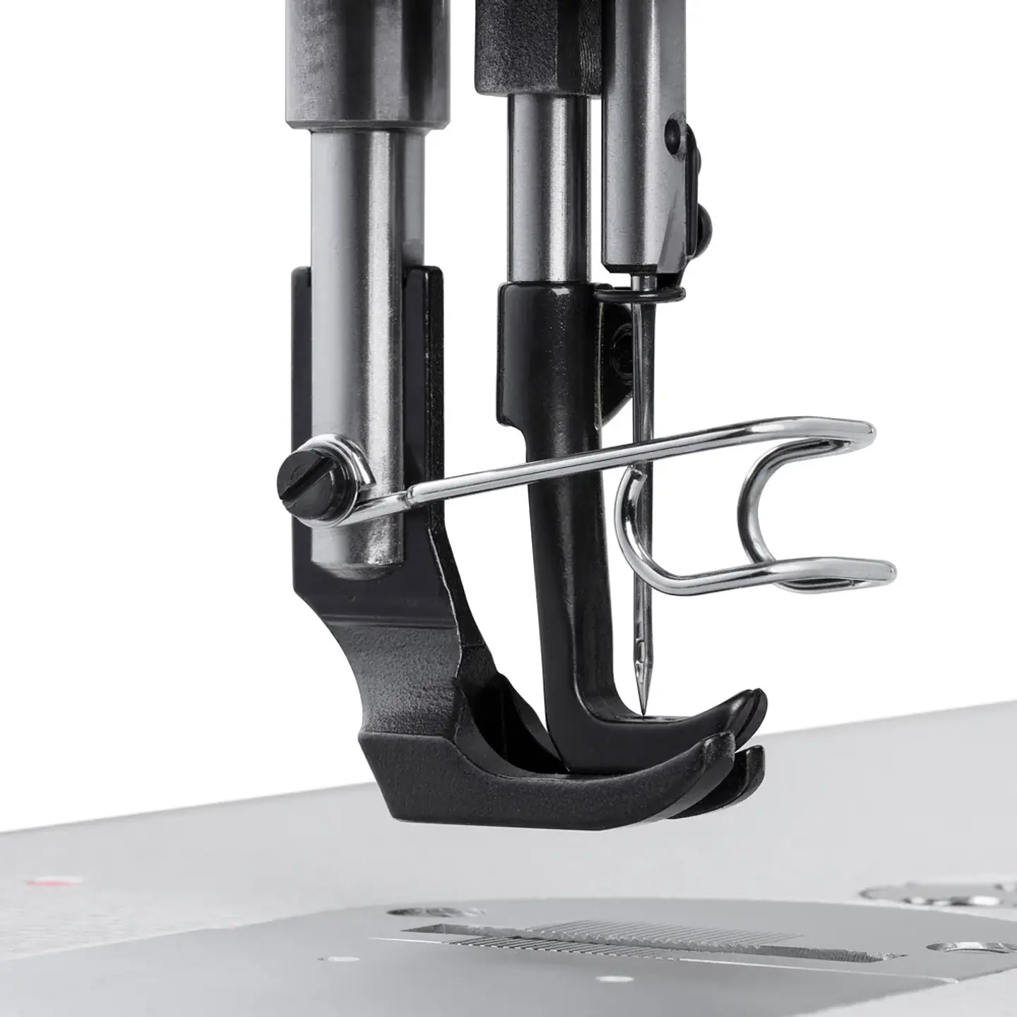 Máquina de Coser Industrial Consew 206RBL-18 – Triple Arrastre, Brazo Largo 18”, Puntada Pesada para Cuero, Marroquinería y Tapicería 5