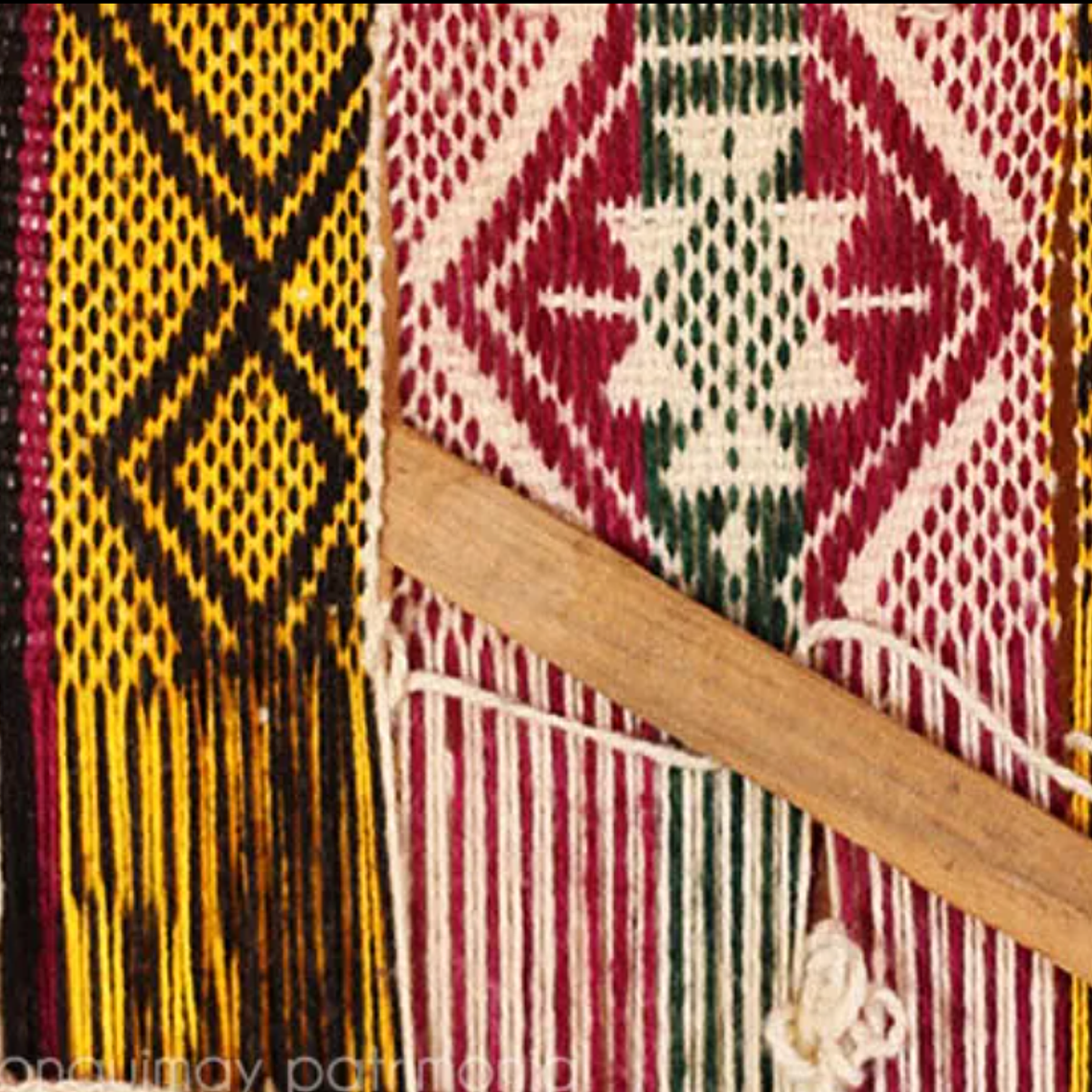 Telar Mapuche Tradicional de Madera – 170 x 250 cm | Hecho en Chile 4