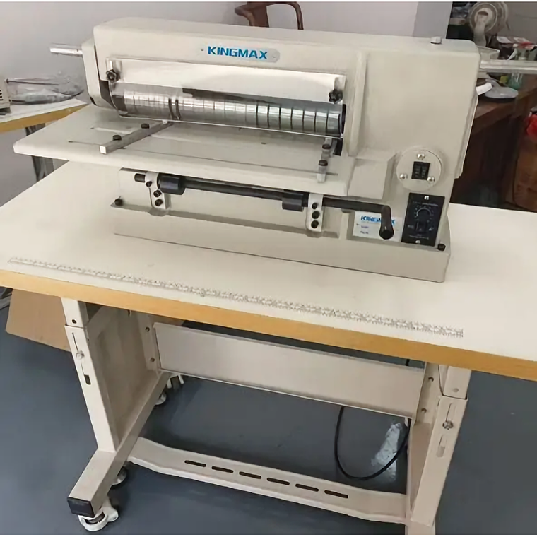Cortadora de Tiras Cuero KINGMAX GT801S | Máquina Automática Cinturones Correas 305mm | Motor Servo | Cuero  Nailon Tela | Taller Industrial 4