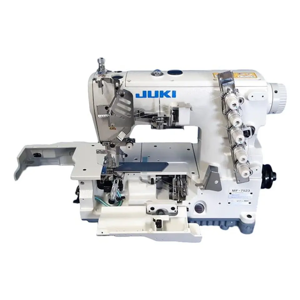 TAPACOSTURA INDUSTRIAL JUKI MF-7523 — 3 AGUJAS ALTA VELOCIDAD PARA CAMISETAS, ROPA DEPORTIVA Y TEJIDO DE PUNTO 5
