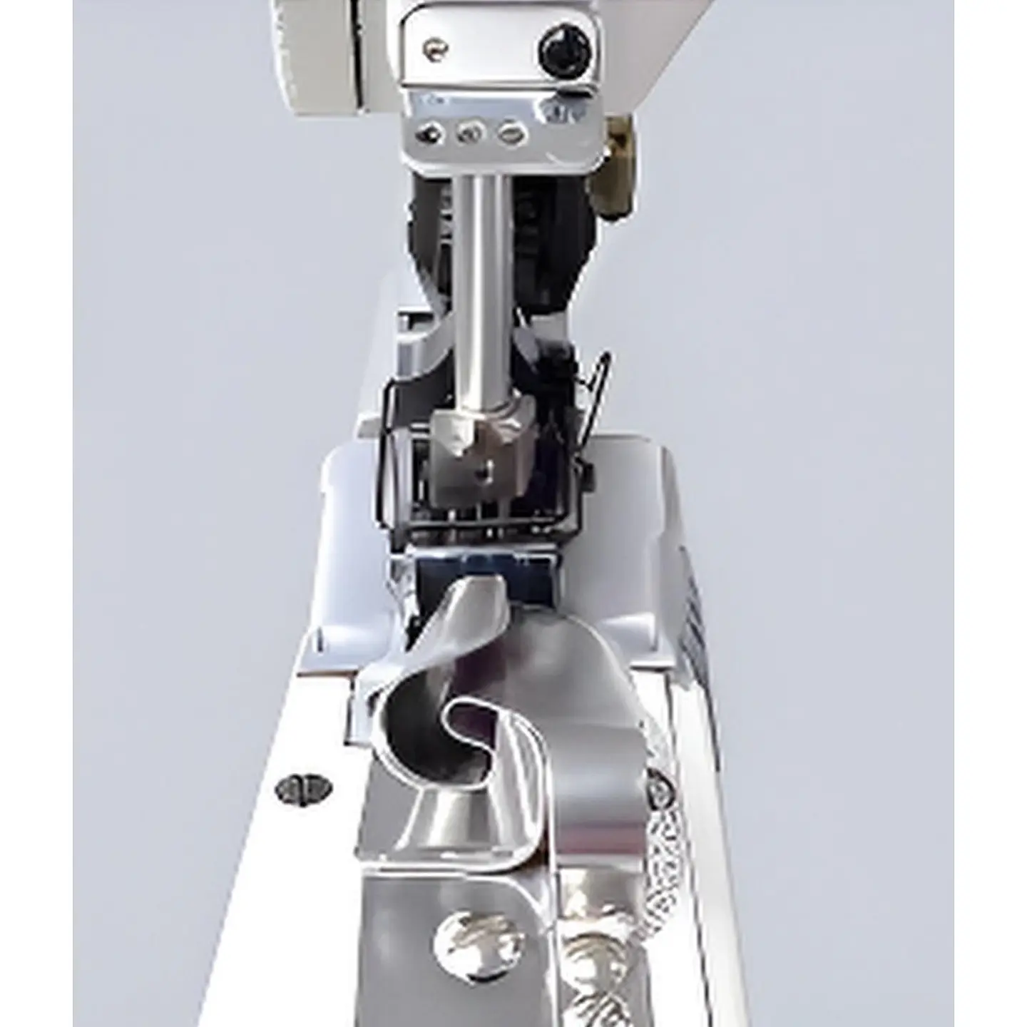 Cerradora de Codo Siruba FA007D-364H/2PL – 3 Agujas, Puller Metálico, 3500 ppm, Direct Drive 8