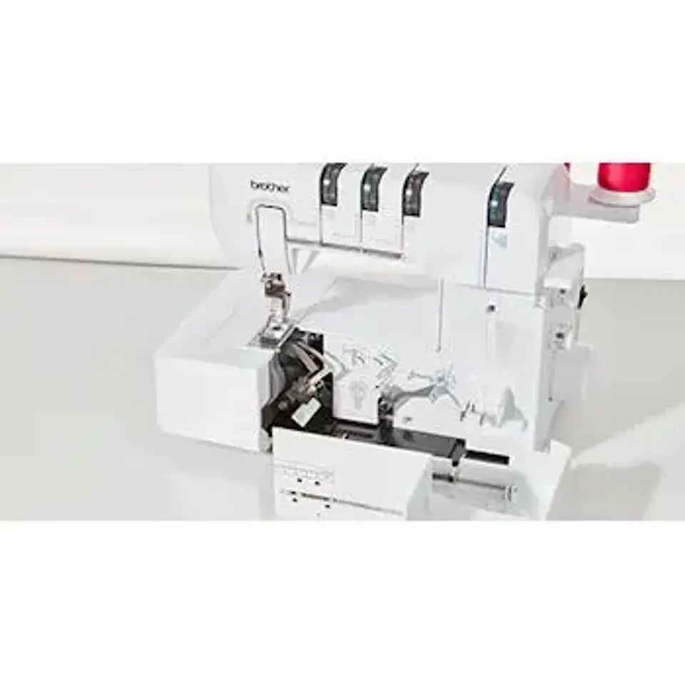 Colleretera Brother CV3440 de recubrimiento inferior 3