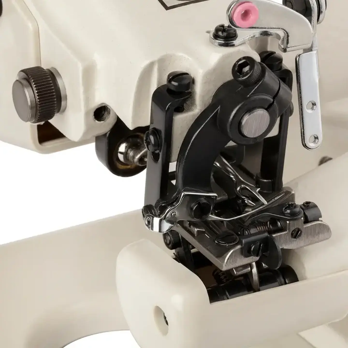 Máquina Bastera Invisible MAQI LS-T500 – 1200 PPM – Pantalones, Faldas y Uniformes 3