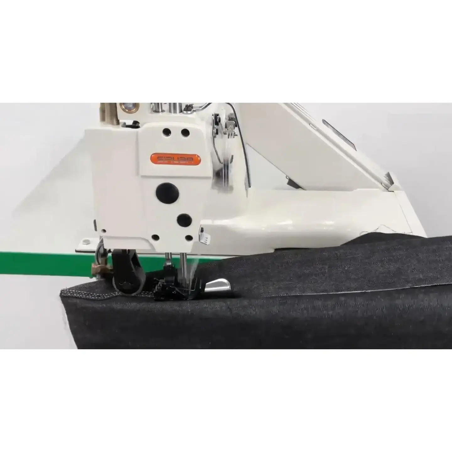 Cerradora de Codo Siruba FA007D-364H/2PL – 3 Agujas, Puller Metálico, 3500 ppm, Direct Drive 4