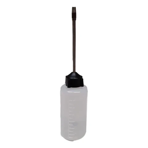 Aceitera de Punta Metálica de 130 mm - No Incluye Aceite