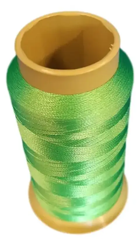 Hilo de Bordar Lumina Cód. 5067 – Carrete de 1.000 m Verde