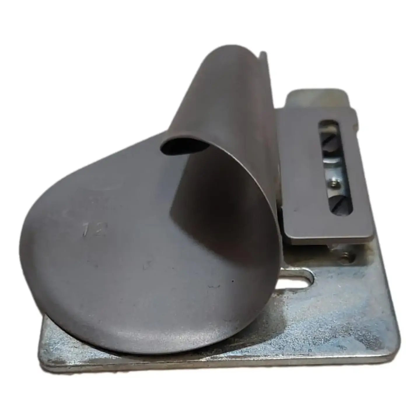 Guía Caracol 12 mm Aurec para Recta Industrial – Dobladillo Ancho Parejo 1