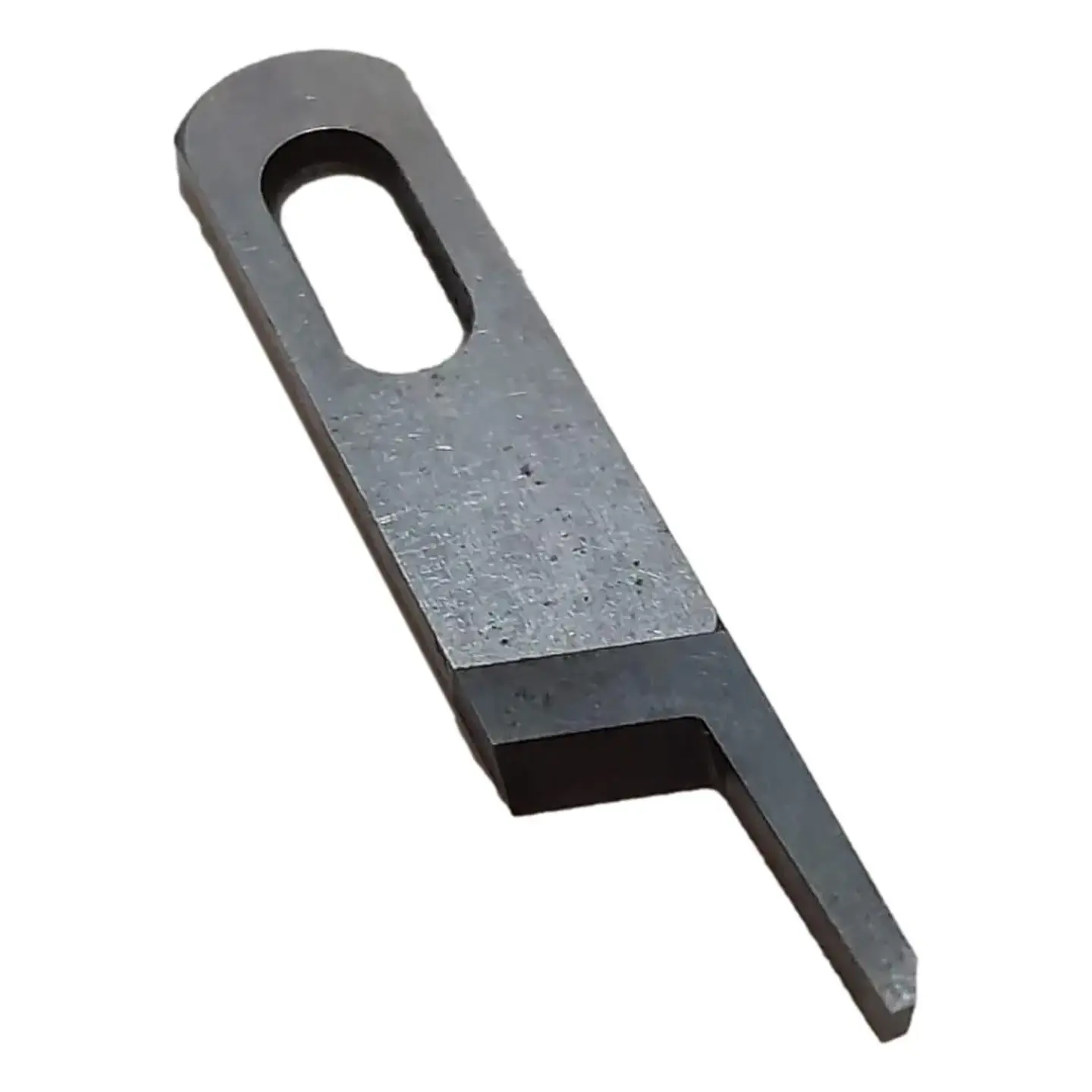 Cuchillo Superior Yamato AZ-8000 – Repuesto 20496 con Punta de Metal Duro 1