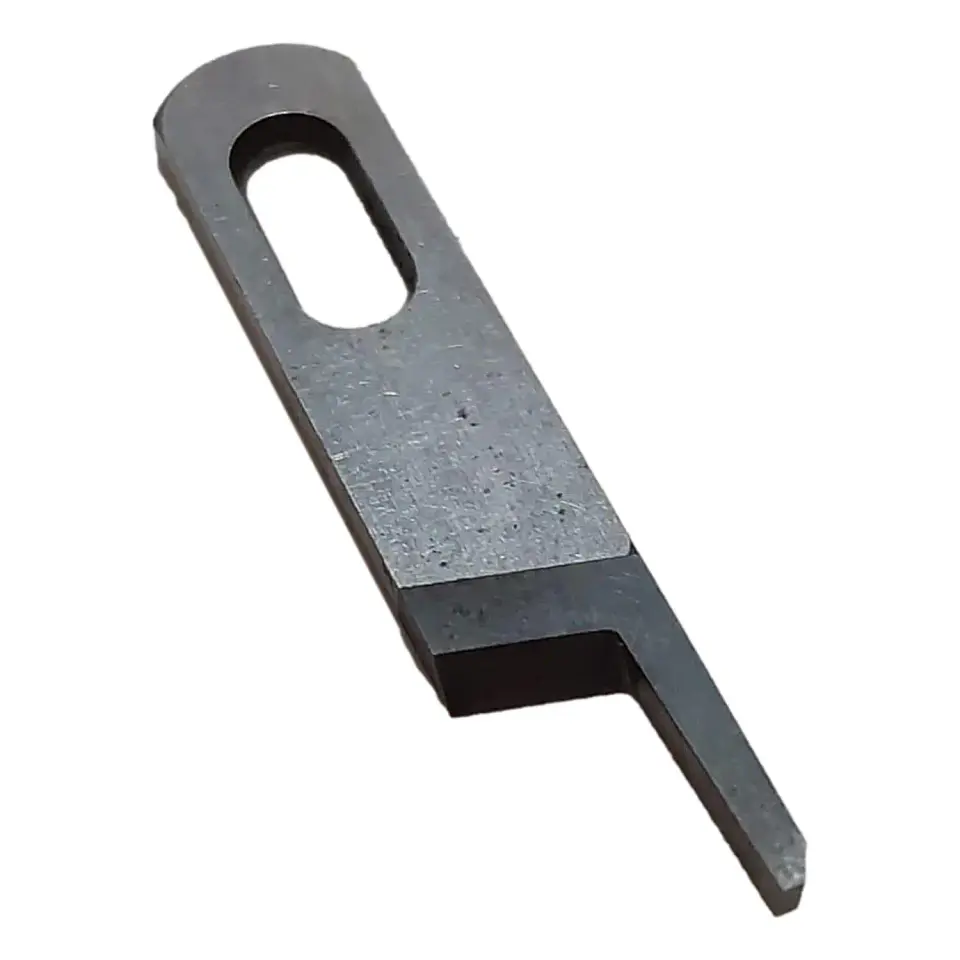Cuchillo Superior Yamato AZ-8000 – Repuesto 20496 con Punta de Metal Duro 1
