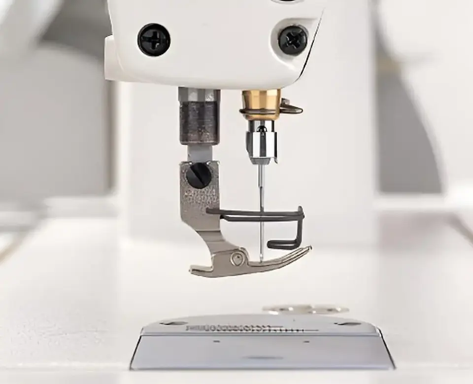 Máquina Recta Industrial JUKI DDL-8700 2