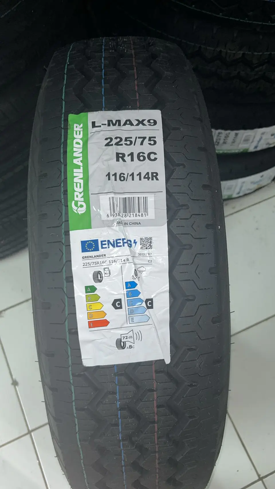 NEUMATICO 225/75R16C MARCA GRENLANDER 1