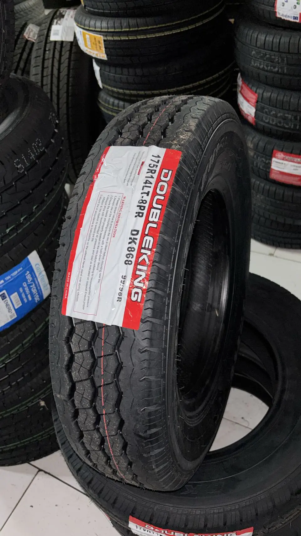 NEUMATICO 175R14C MARCA DOBLEKING 1