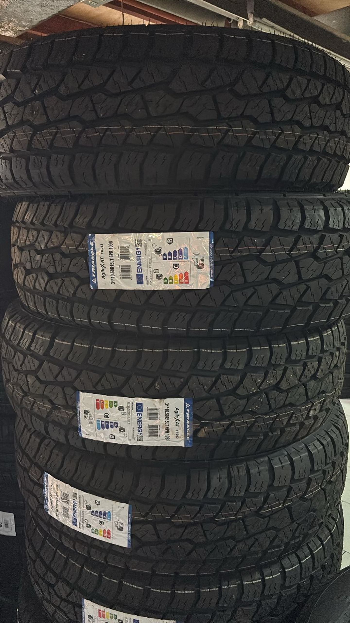 NEUMATICO 31X10.50R15 MARCA TRIANGLE 1