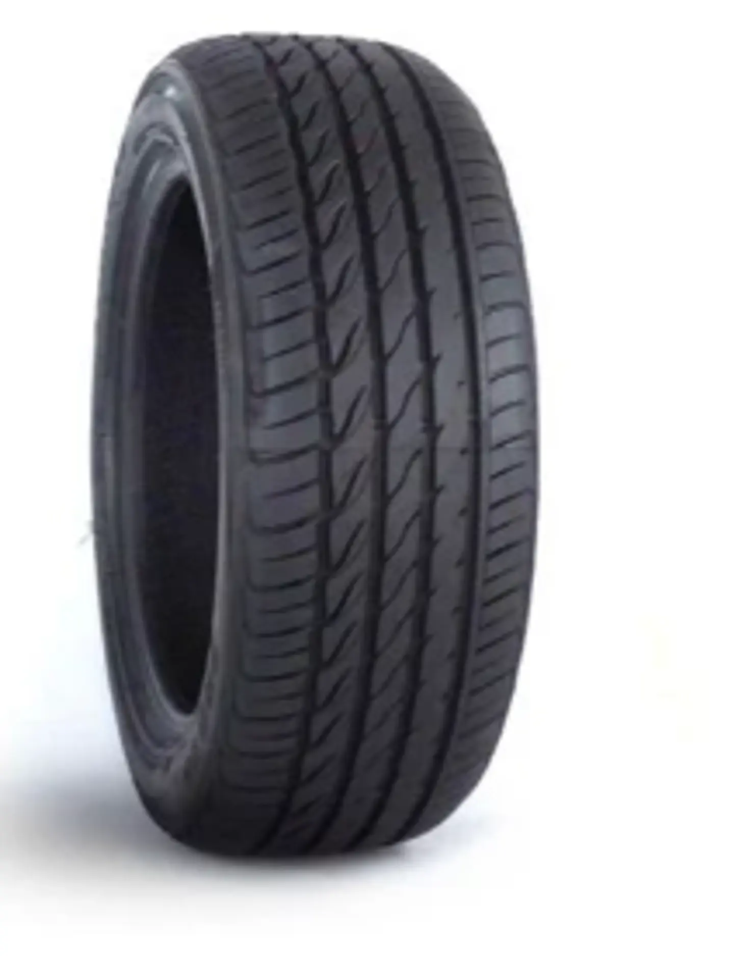 NEUMATICO 215/50R17 MARCA FARROAD 1
