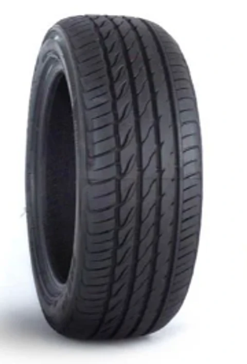 NEUMATICO 215/55R17 MARCA FARROAD