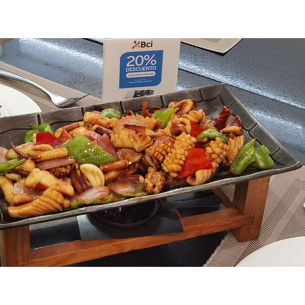 Calamar chauyauyi炒鱿鱼