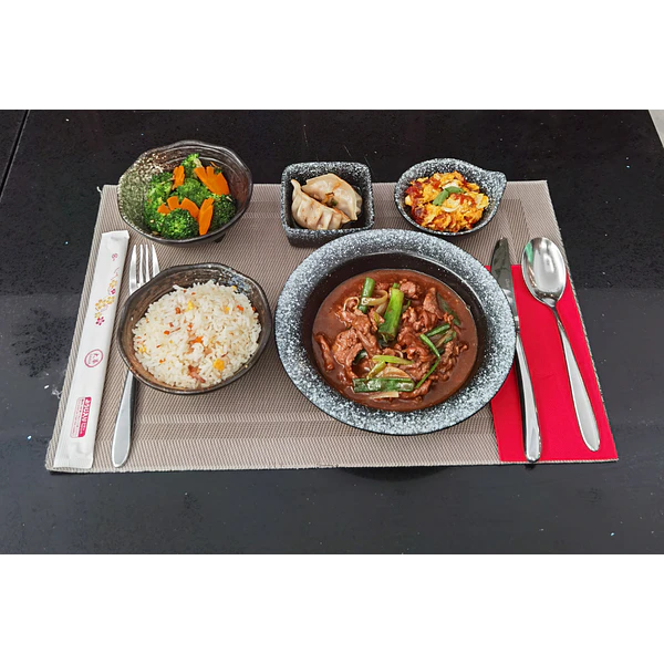 Menu Dia Carne  (lunes a viernes 12:30-18:00)